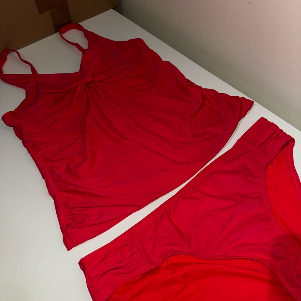 Women's Pink/Coral/Red Tankini